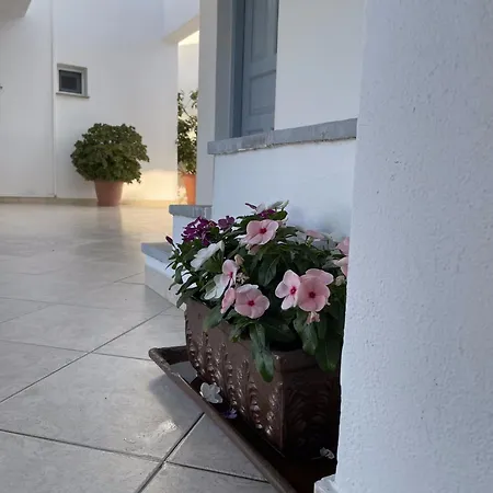 Mare Monte Naxos Pláka